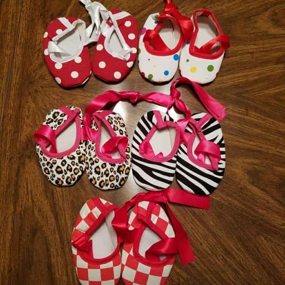 Clearance! NEW Crib Shoes Lot